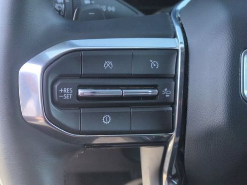 Used 2025 GMC Terrain Elevation AWD/4WD image 21