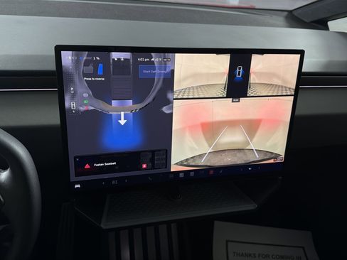 Used 2024 Tesla Cybertruck AWD Crew Cab image 18