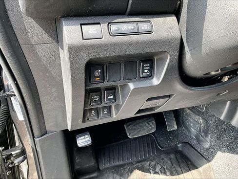 Used 2024 Nissan Frontier PRO-4X w/ Pro Convenience Package AWD/4WD image 26
