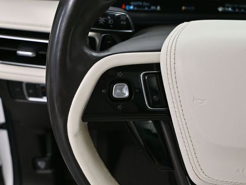 Used 2023 Lincoln Aviator Black Label w/ Dynamic Handling Package image 29