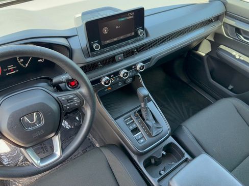 Used 2025 Honda CR-V LX image 22