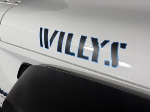 Used 2024 Jeep Wrangler Unlimited image 16