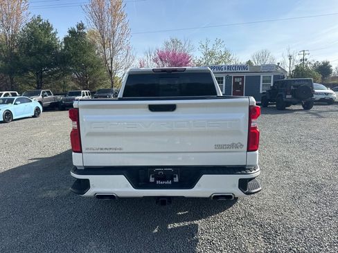 Used 2024 Chevrolet Silverado 1500 High Country w/ High Country Premium Package image 6