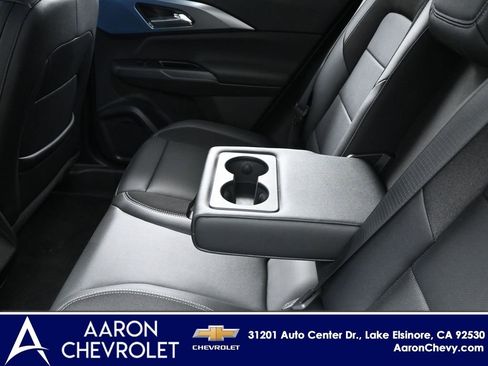 New 2025 Chevrolet Equinox EV LT w/ Convenience Package II AWD/4WD image 25
