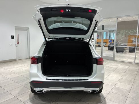 Used 2026 Mercedes-Benz GLA 250 4MATIC image 6