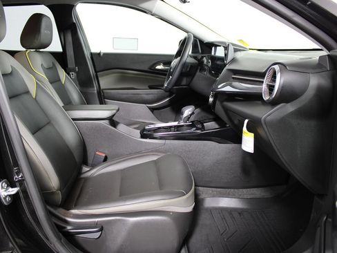 Used 2026 Chevrolet Trax ACTIV FWD image 28