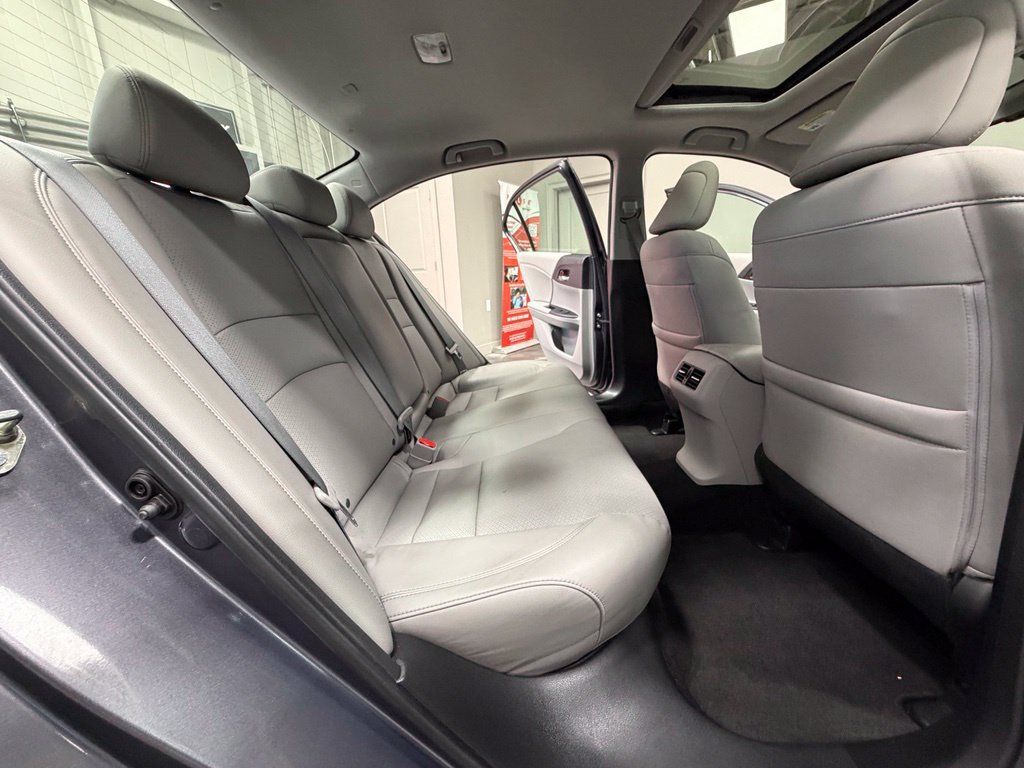 Used 2017 Honda Accord Touring image 51