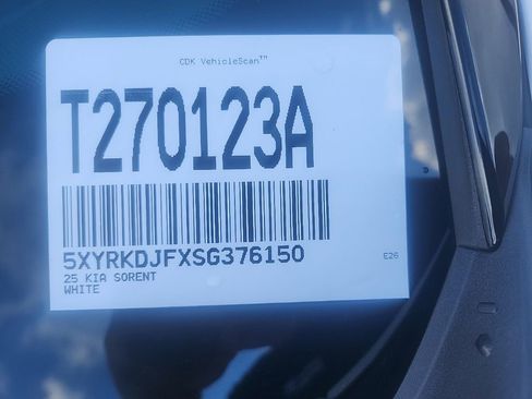 Certified 2025 Kia Sorento SX Prestige w/ Olive Brown Leather Package AWD/4WD image 5