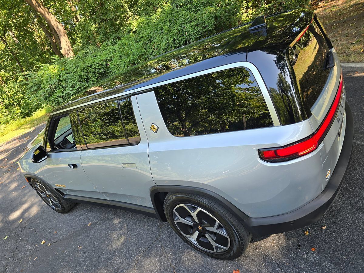 Used 2023 Rivian R1S Adventure Quad AWD/4WD image 62