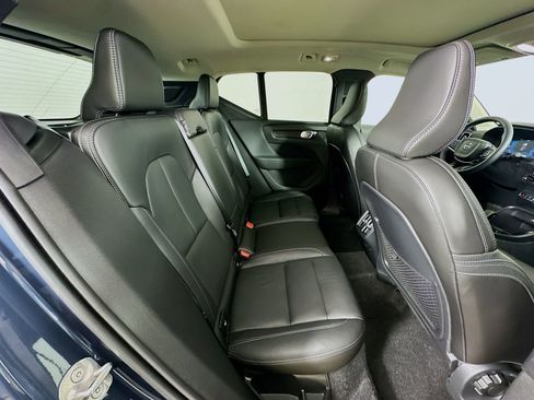 Used 2026 Volvo XC40 B5 Core w/ Protection Package Premier AWD/4WD image 43
