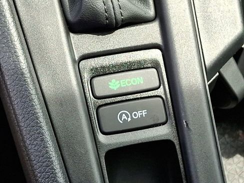 Used 2025 Honda Accord SE image 27