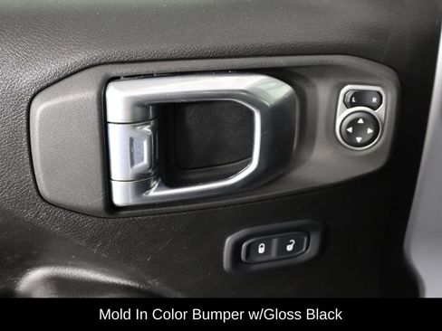 Used 2022 Jeep Wrangler Unlimited Sport AWD/4WD image 20