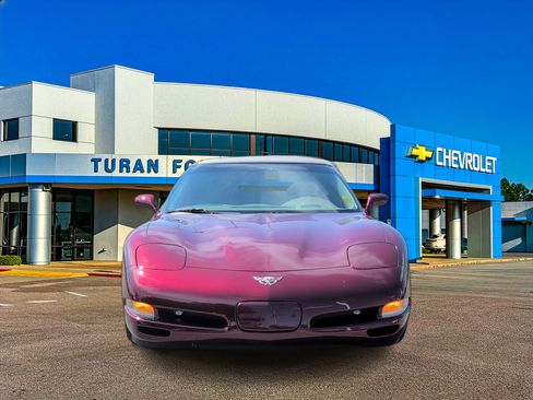 Used 2003 Chevrolet Corvette Convertible w/ Preferred Equipment Group1 RWD image 8