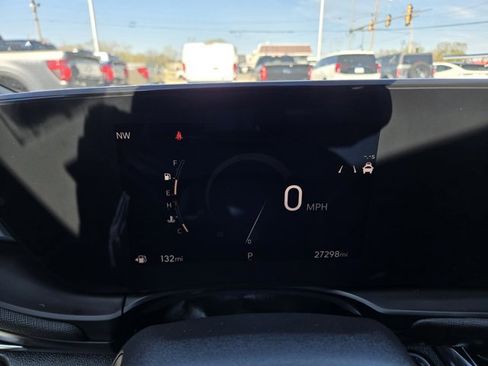 Used 2025 Buick Envista Preferred FWD image 24