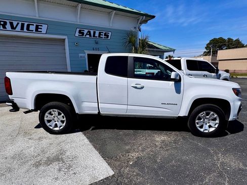 Used 2021 Chevrolet Colorado LT w/ Safety Package RWD image 3