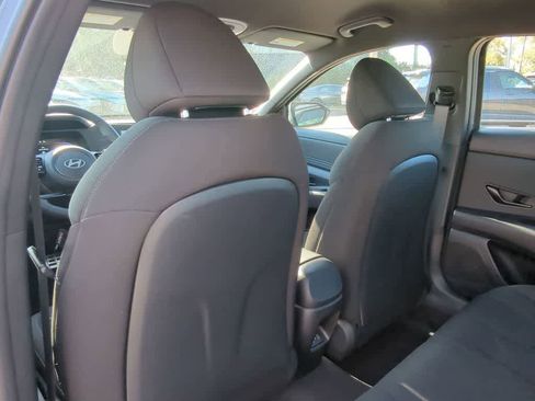 New 2026 Hyundai Elantra Sport FWD image 19