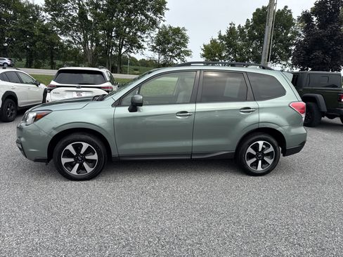 Used 2018 Subaru Forester 2.5i Premium AWD/4WD image 21