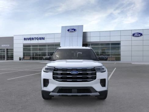 New 2026 Ford Explorer Active RWD image 6