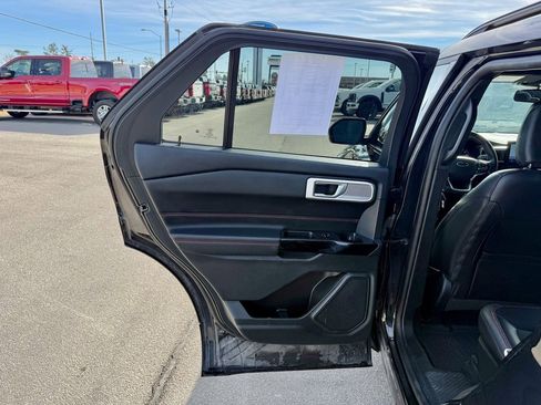 Used 2022 Ford Explorer ST-Line w/ Class IV Trailer Tow Package image 14