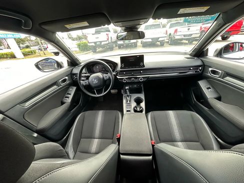 Used 2022 Honda Civic Sport image 9