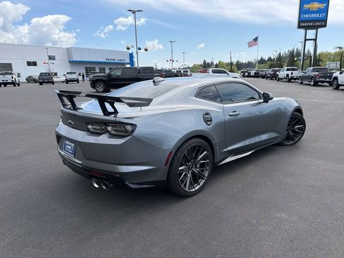 Used 2020 Chevrolet Camaro ZL1 RWD image 5