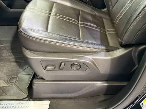 Used 2024 Chevrolet Silverado 1500 High Country w/ Midnight Edition AWD/4WD image 21