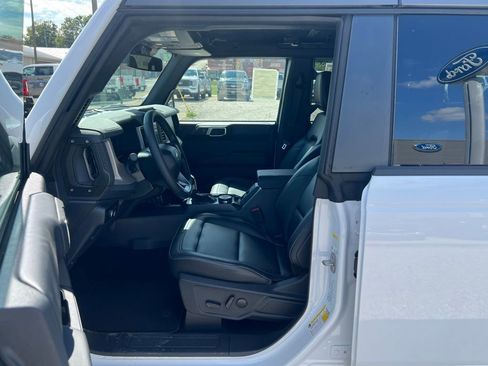 New 2025 Ford Bronco Outer Banks image 13