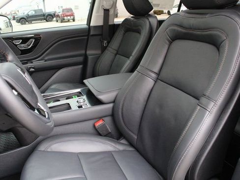 New 2026 Lincoln Aviator Reserve image 37