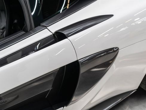 Used 2019 McLaren 570S Coupe RWD image 91