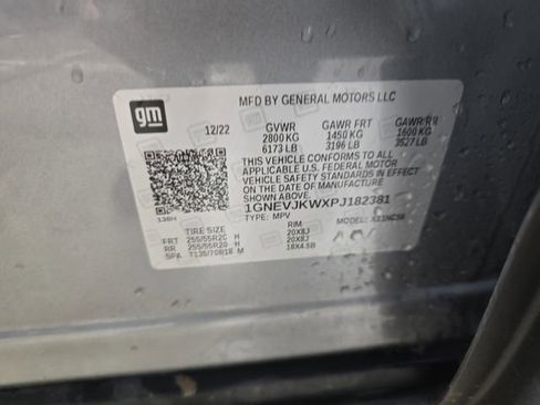 Used 2023 Chevrolet Traverse RS w/ LPO, Floor Liner Package image 39