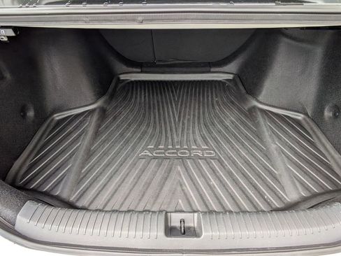 Used 2024 Honda Accord Touring image 31