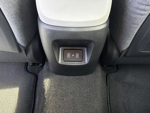 New 2026 Hyundai Elantra Limited FWD image 16