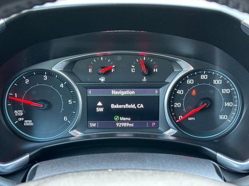 Used 2019 Chevrolet Equinox Premier FWD image 23