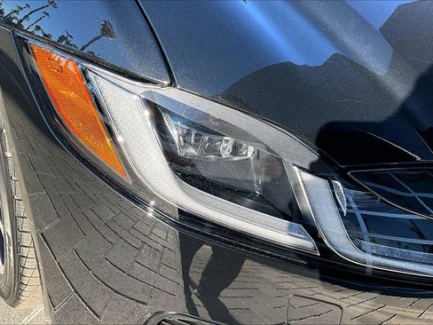 Used 2024 Jaguar XF R-Dynamic SE image 27