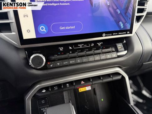 Used 2024 Toyota Sequoia Platinum image 31