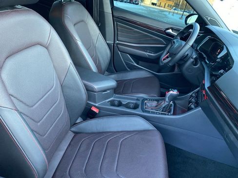 Used 2023 Volkswagen Jetta GLI Autobahn w/ GLI Black Package image 9