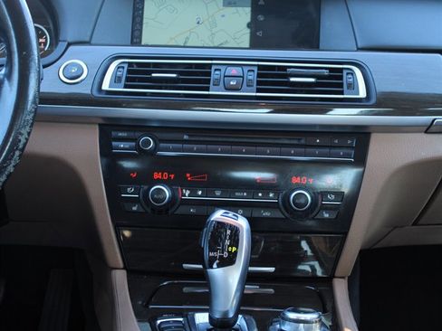 Used 2012 BMW 740i image 12
