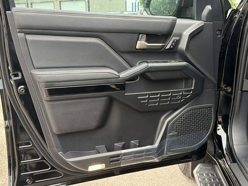 New 2026 Toyota 4Runner Limited AWD/4WD image 13