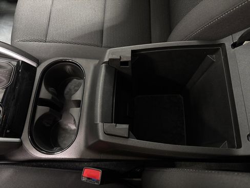 Used 2023 Chevrolet Colorado LT w/ LT Convenience Package III image 27