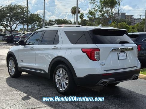 Used 2022 Ford Explorer King Ranch RWD image 4