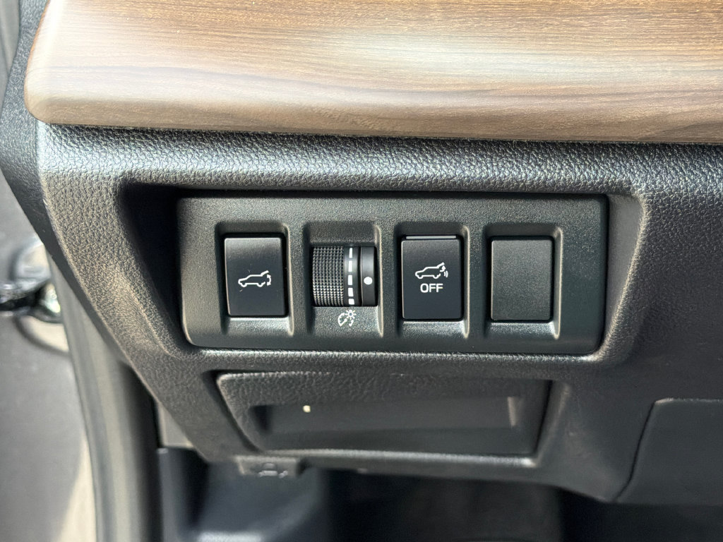 Used 2020 Subaru Outback Limited w/ Tech Package 2 AWD/4WD image 26