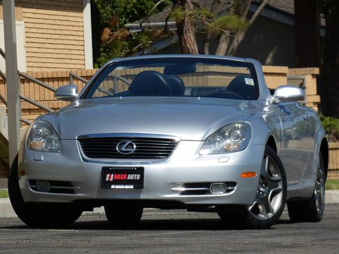 Used 2006 Lexus SC 430 Convertible RWD image 4