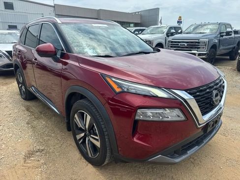Used 2023 Nissan Rogue SL w/ SL Premium Package FWD image 7