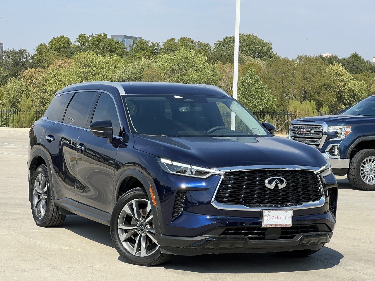 Used 2023 INFINITI QX60 Luxe w/ Performance Audio Package AWD/4WD image 1