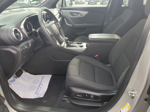 Used 2021 Chevrolet Blazer LT FWD image 18