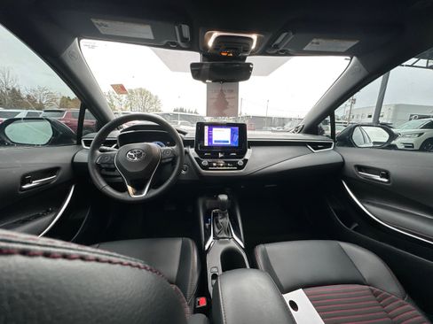 Used 2024 Toyota Corolla XSE image 29