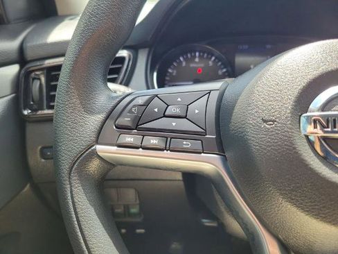 Certified 2022 Nissan Rogue Sport S FWD image 24