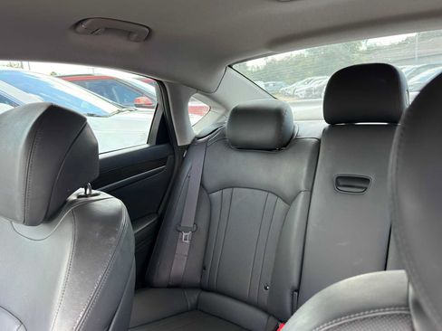 Used 2020 Genesis G80 3.8 RWD image 13
