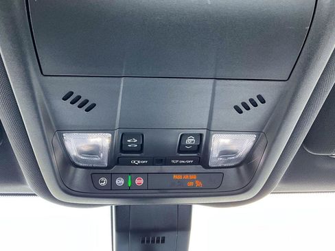 Used 2023 Chevrolet Equinox RS w/ RS Leather Package AWD/4WD image 39