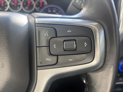 Used 2020 Chevrolet Silverado 1500 LT Trail Boss image 8